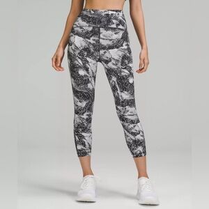 Lululemon swift speed crops